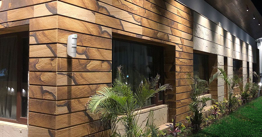 نصب چشمی دزدگیر بروی دیوار